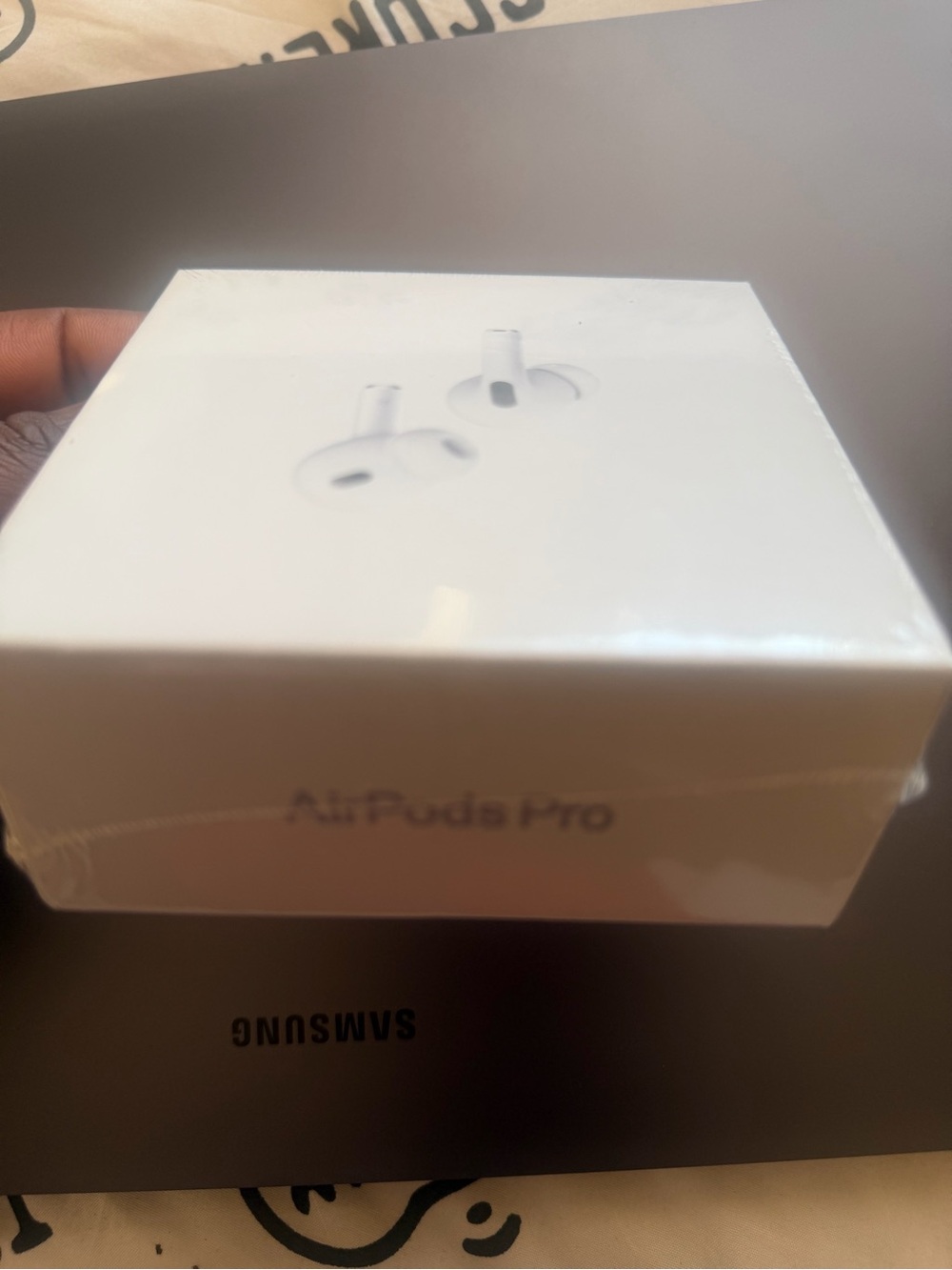 Apple AirPods Pro Earbuds in White with Charging Case